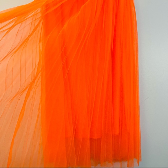 🌶️  SHEIN Neon Orange Tulle Skirt -perfect for your Eras Tour Outfit! - Picture 4 of 14